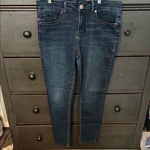 Sevens7 -Blue Skinny Jeans with Stretch and Faded Wash